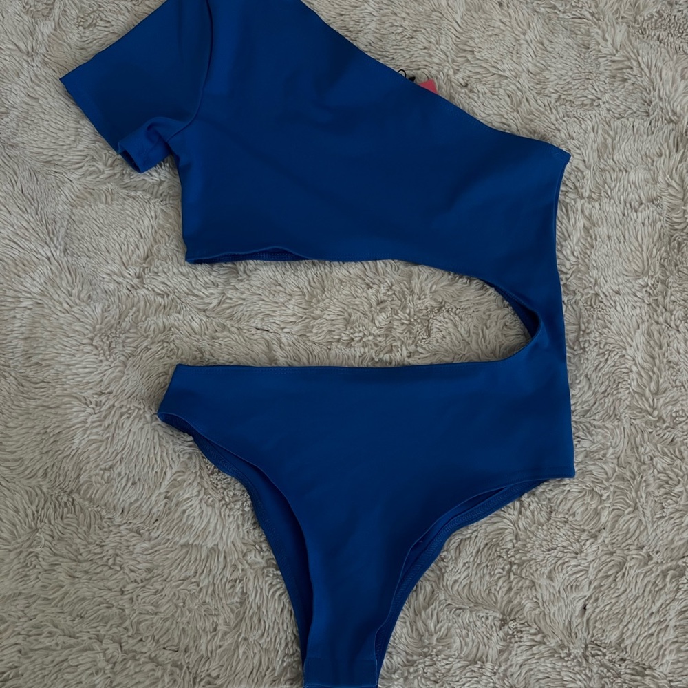 Edikted Vibrant Blue Swimwear